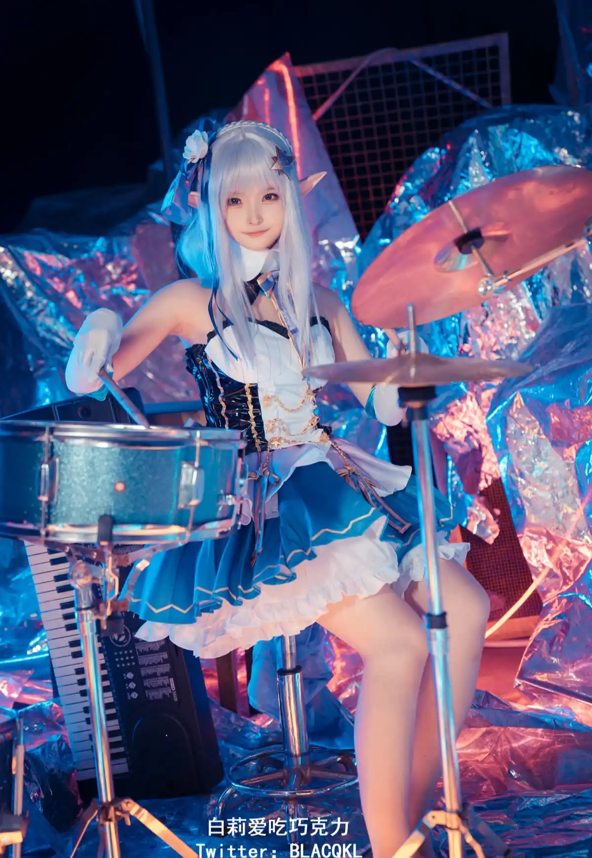 白莉爱吃巧克力 最新cos全集未删减版写真图包合集下载Cosplay图集 | 日韩风格美图 | 撸啊撸.LoL撸啊撸LoL