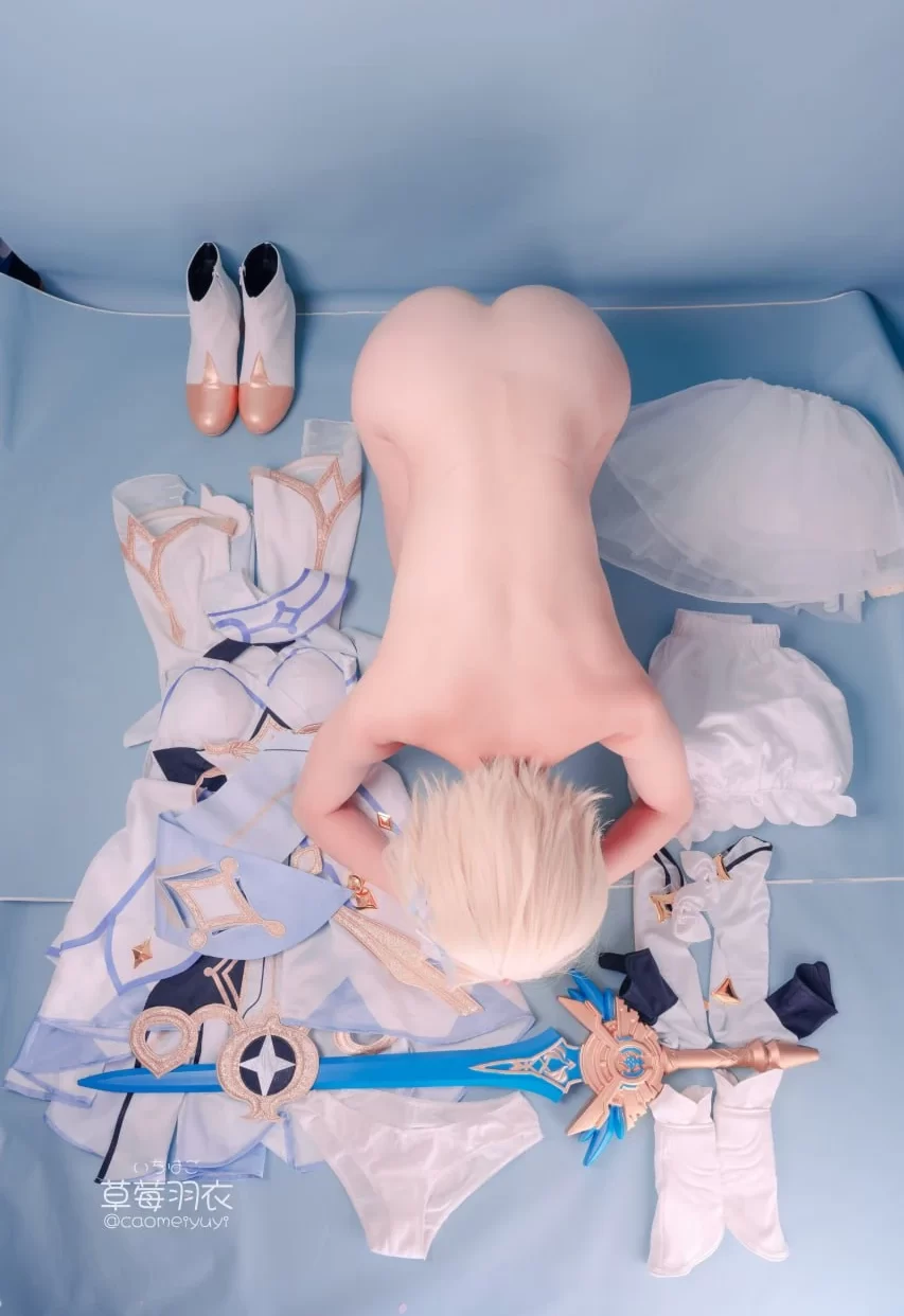 草莓羽衣 Cosplay写真图包网盘资源合集下载