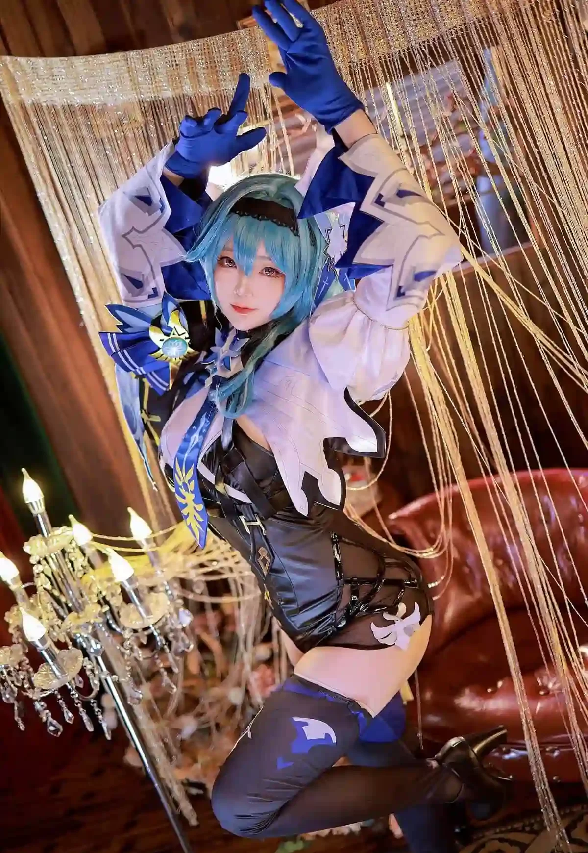 楚楚子w Cosplay高质量写真资源合集下载