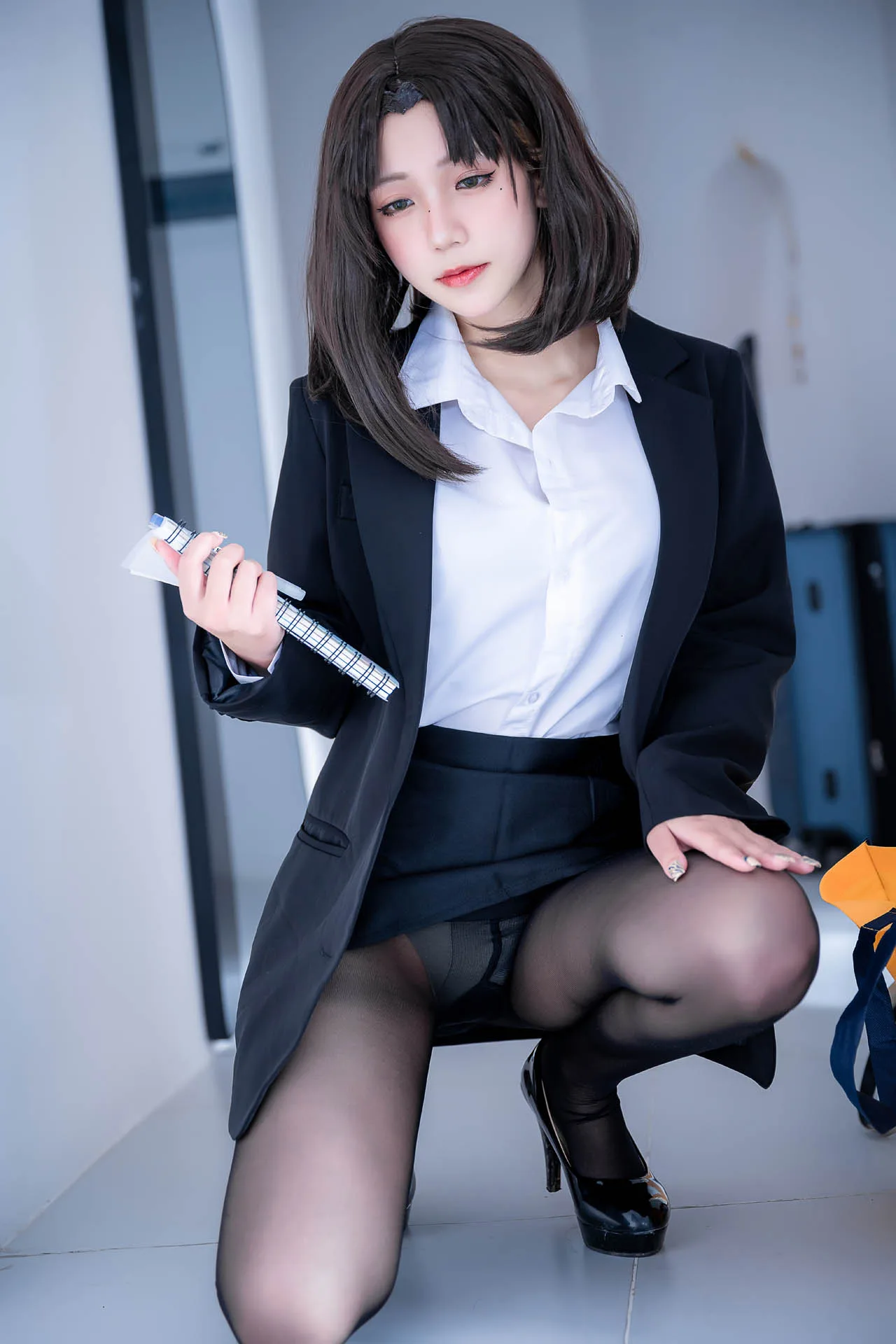 蓝小沂KiKi Cosplay写真套图合集下载