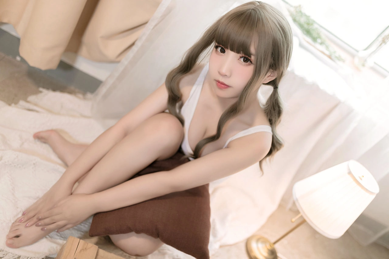 猫田圣奈奈(桃之啾啾) Cosplay写真作品合集