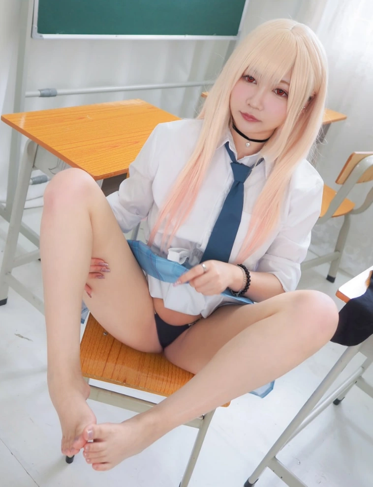 铭铭kizami Cosplay4K超清写真图包合集下载