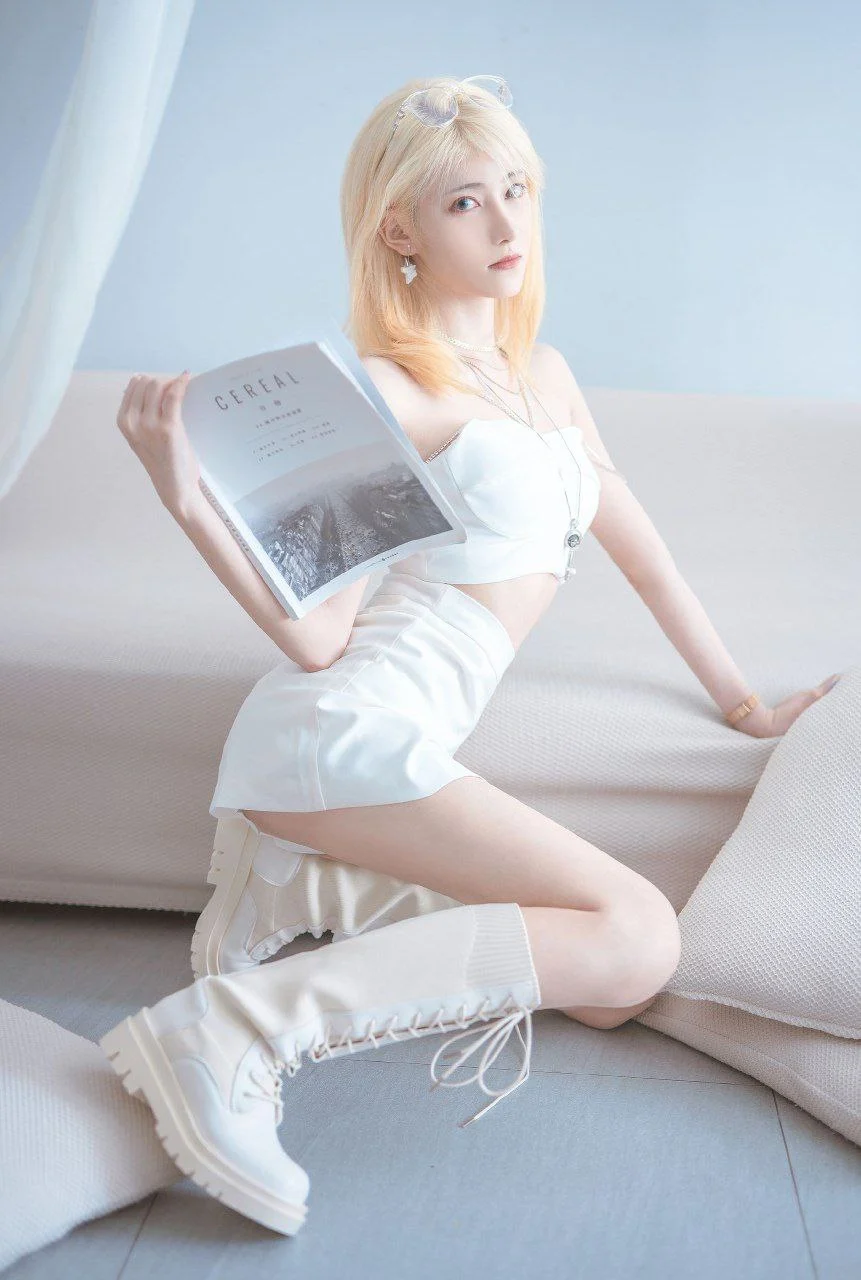 南桃Momoko Cosplay超清晰美图写真作品合集