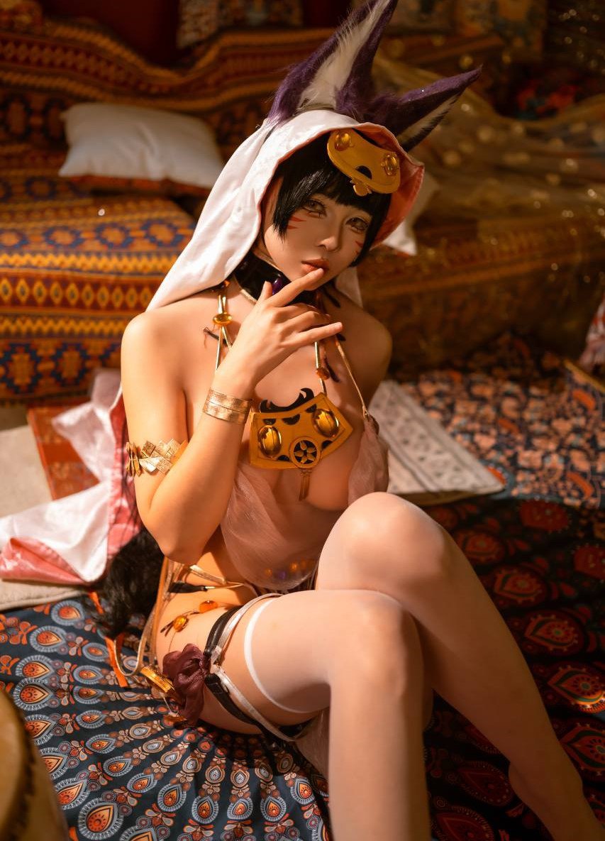 上杉绘梨落 反差诱惑美女Cosplay写真资源合集下载