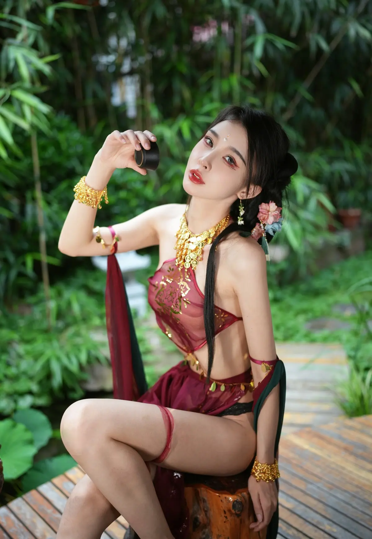 余多多Dudu 私人定制内容舰长福利写真作品